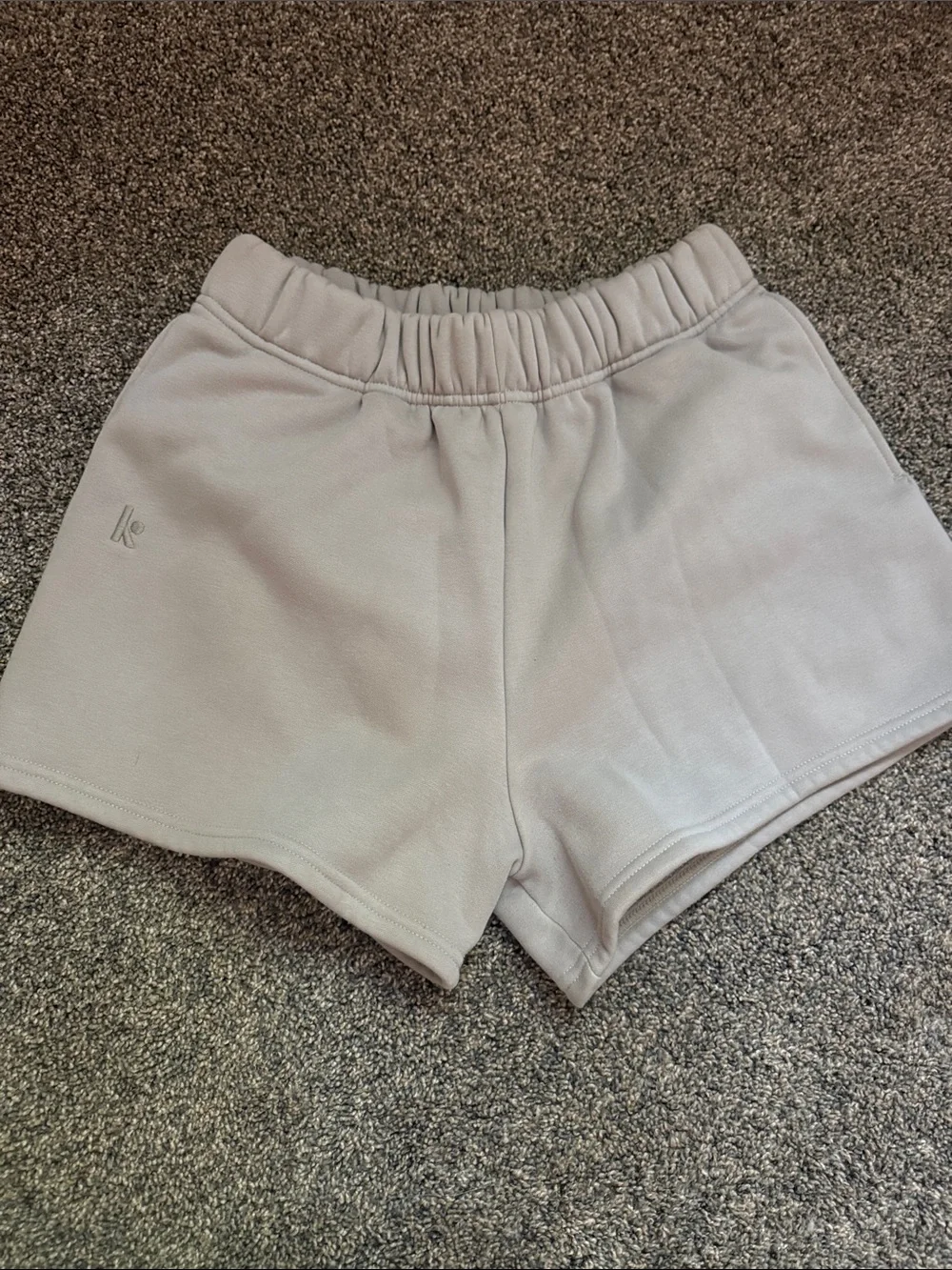 Kamo Fitness Knit High-Waist Cozy Shorts - Light Gray